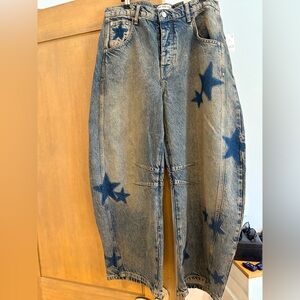 NWT. Free People Star Barrel Jeans